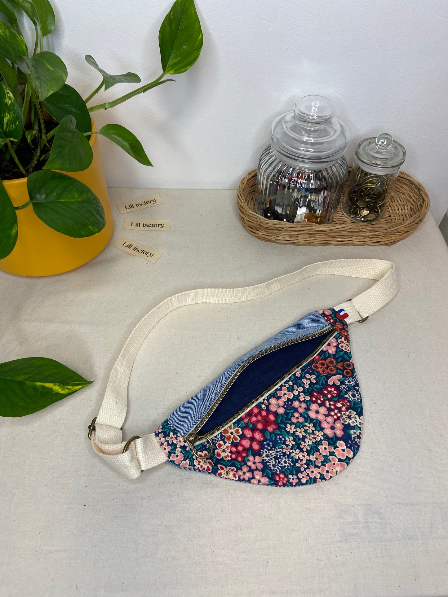 đ Sac banane enfant - jean upcyclĂ©